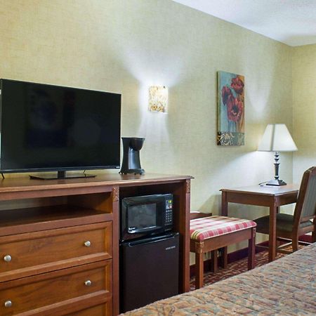 Rodeway Inn Columbia Mall Loop Grand Forks Ngoại thất bức ảnh