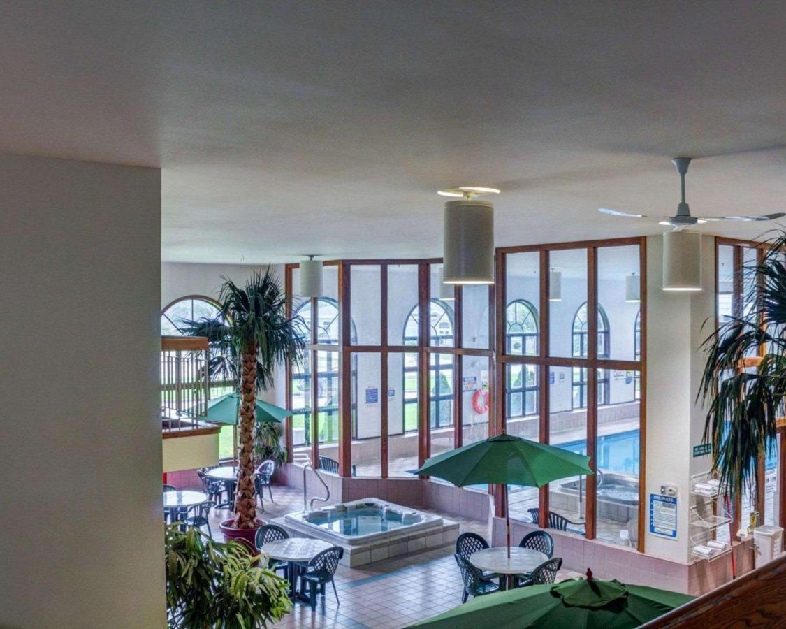 Rodeway Inn Columbia Mall Loop Grand Forks Ngoại thất bức ảnh