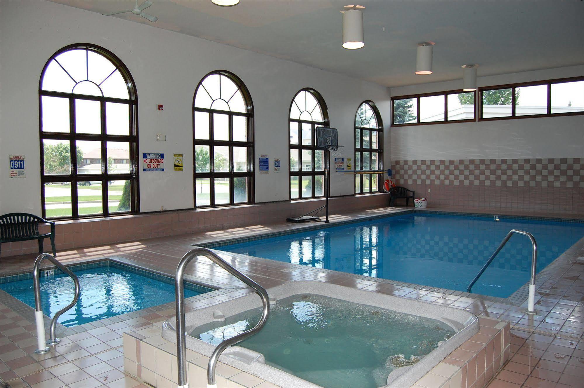 Rodeway Inn Columbia Mall Loop Grand Forks Ngoại thất bức ảnh